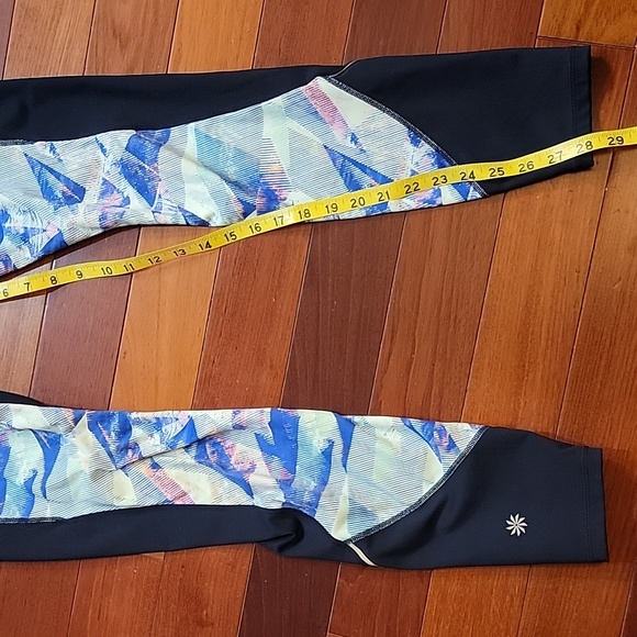 Athleta Luminous Powder Peak Tight Medium - Picture 6 of 11